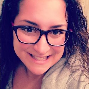 Meet your Posher, Crisitna